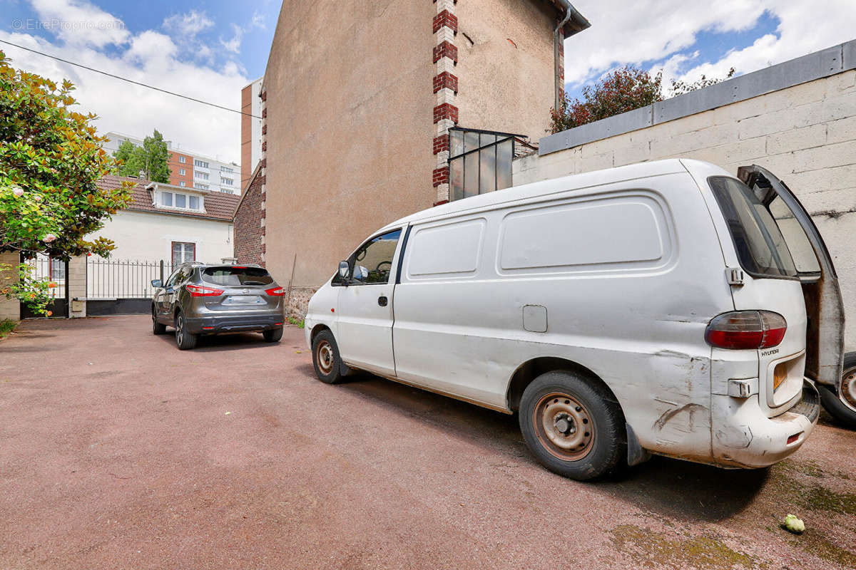 Maison à COLOMBES