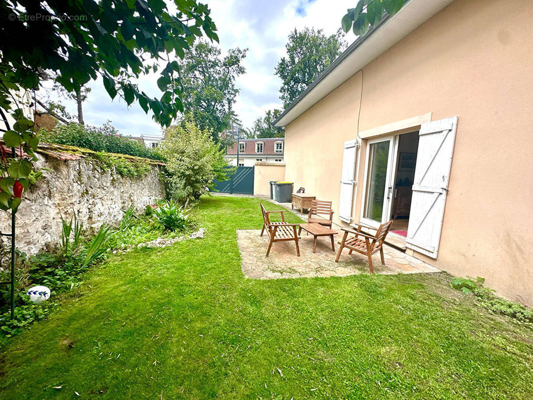 Maison à YERRES