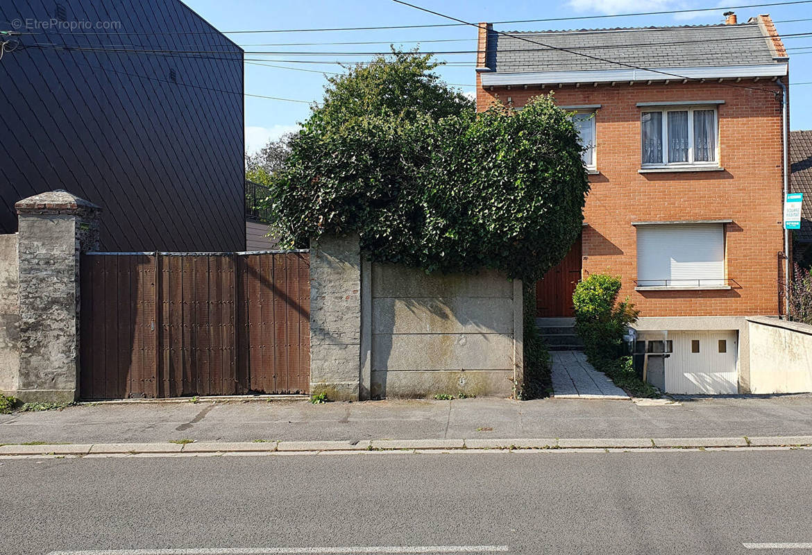 Maison à LAMBRES-LEZ-DOUAI