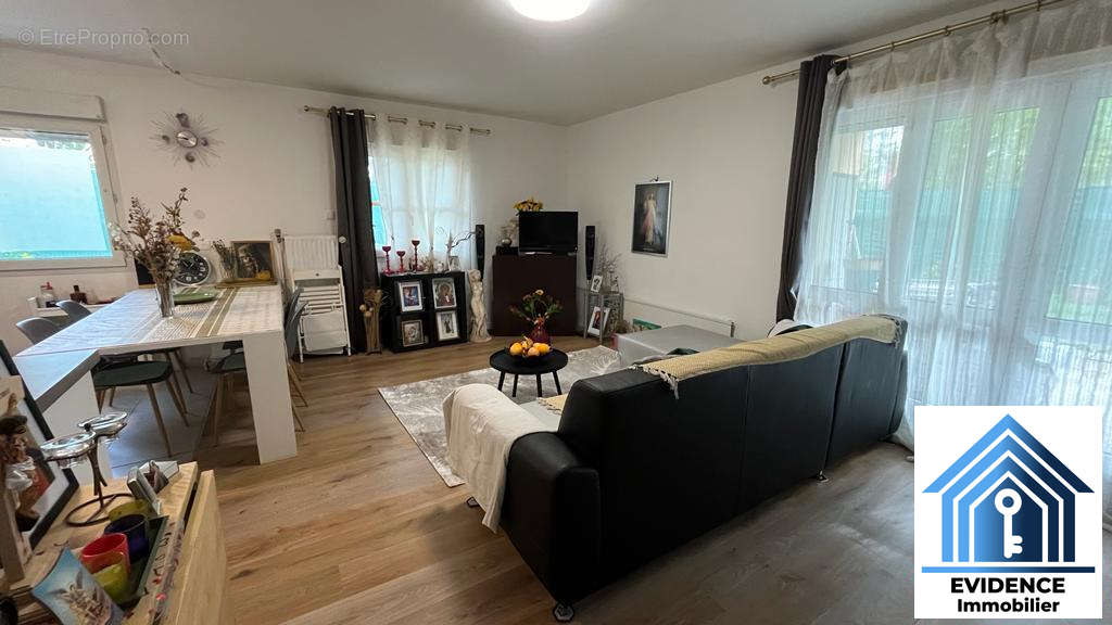 Appartement à TORCY