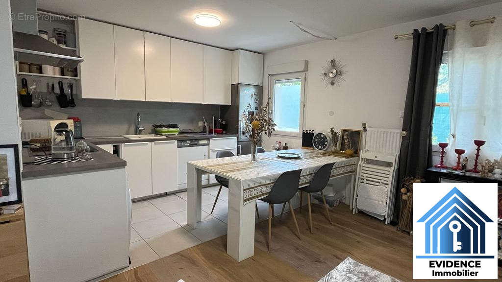 Appartement à TORCY