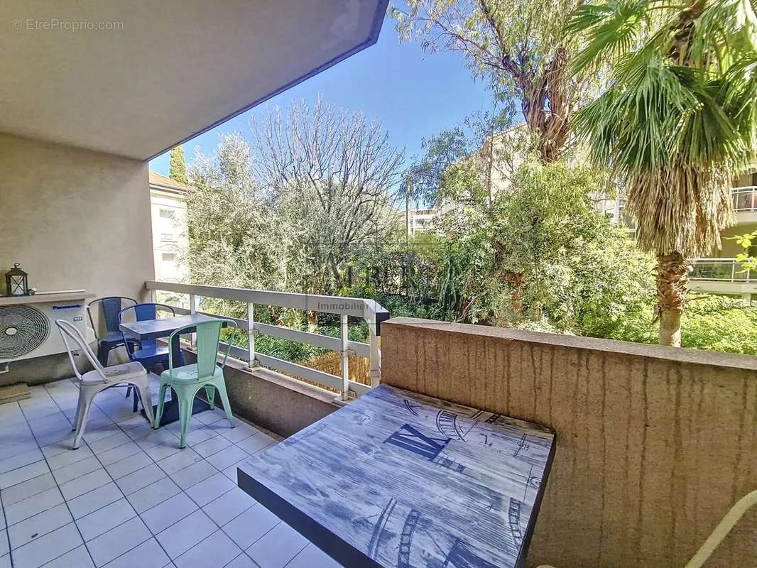 Appartement à CANNES