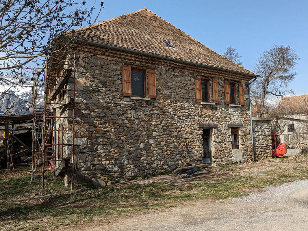 Autre à POLIGNY