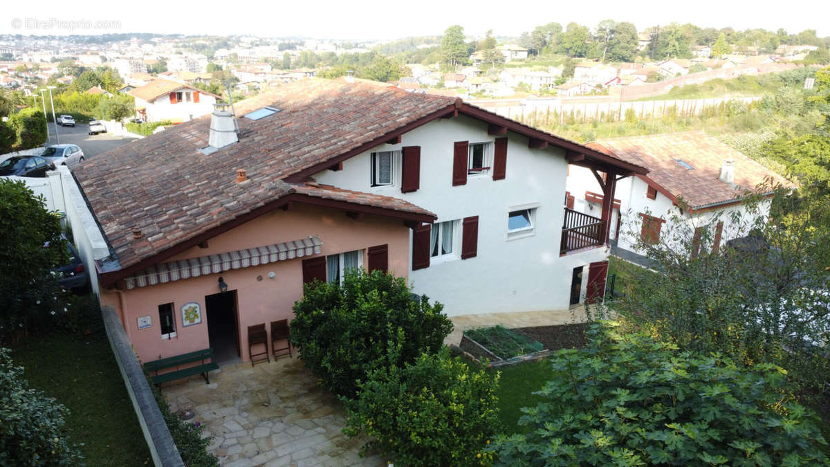 Maison à CIBOURE