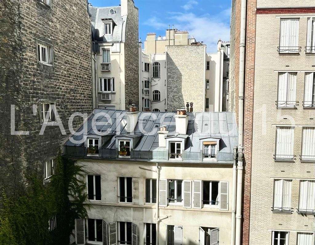 Appartement à PARIS-7E