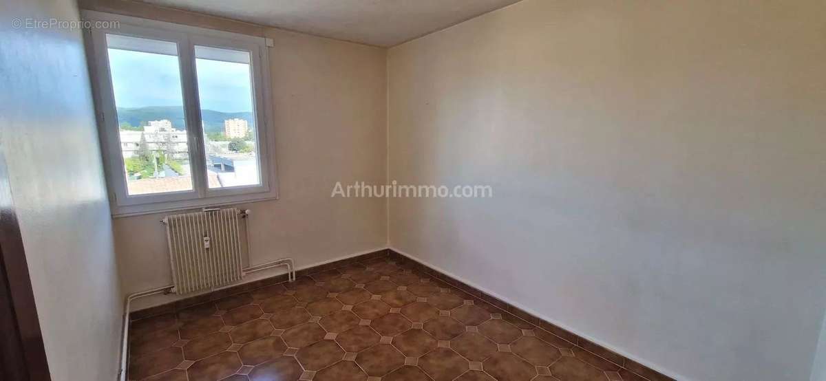 Appartement à DRAGUIGNAN