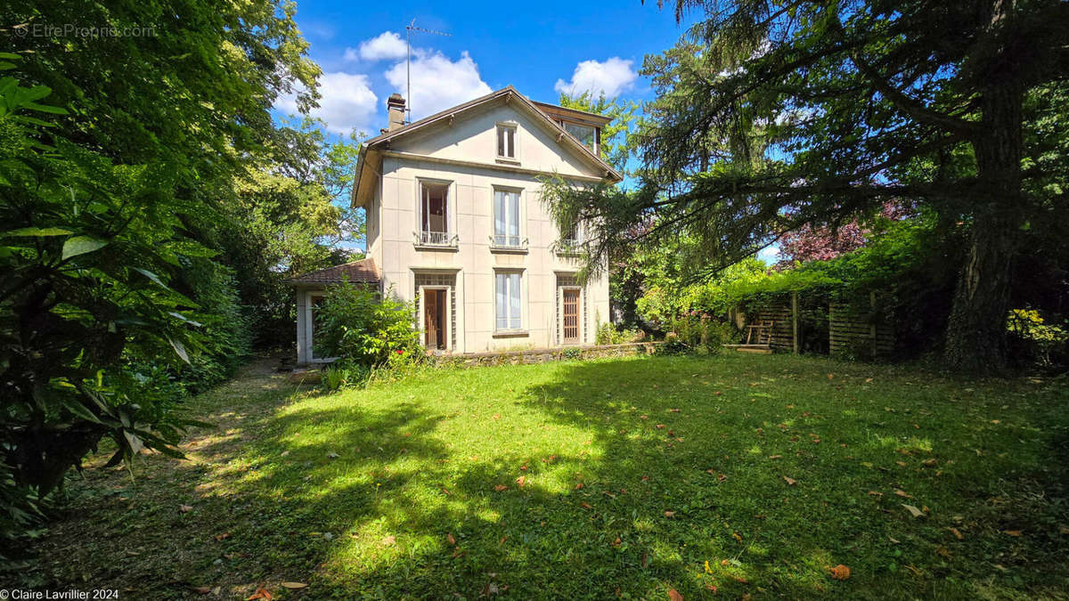 Maison à CHAVILLE