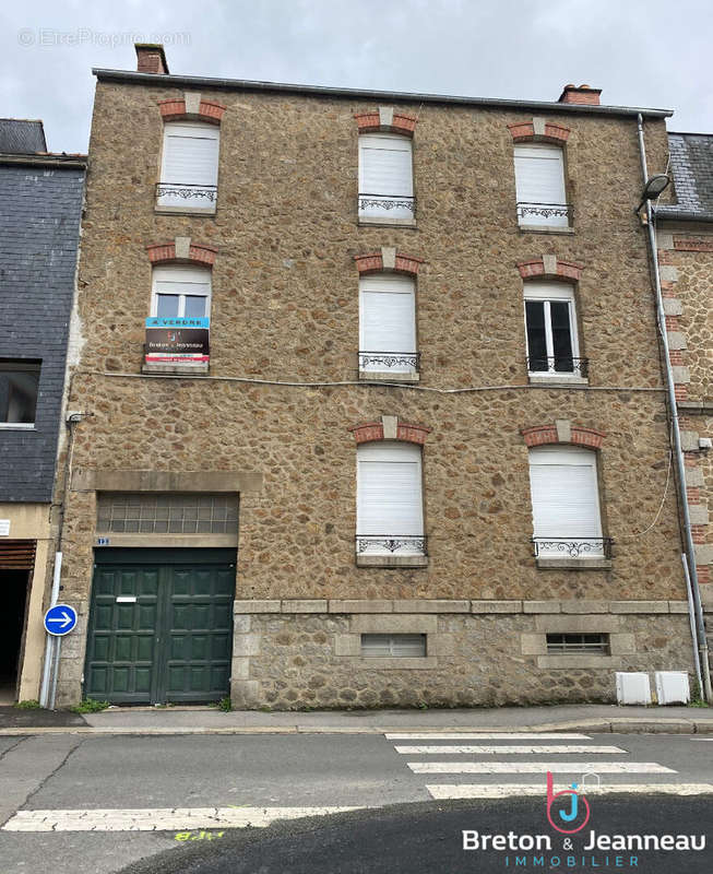 Maison à FOUGERES