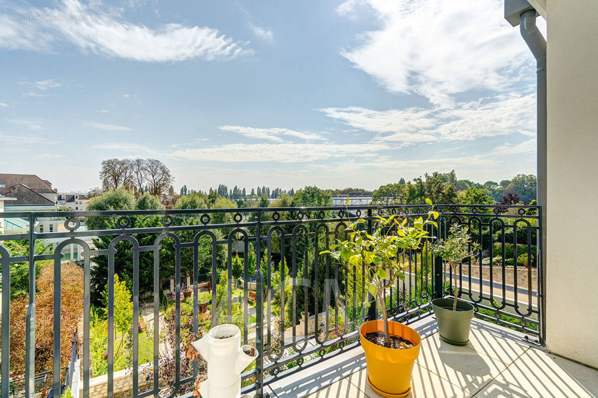 Appartement à MAISONS-LAFFITTE