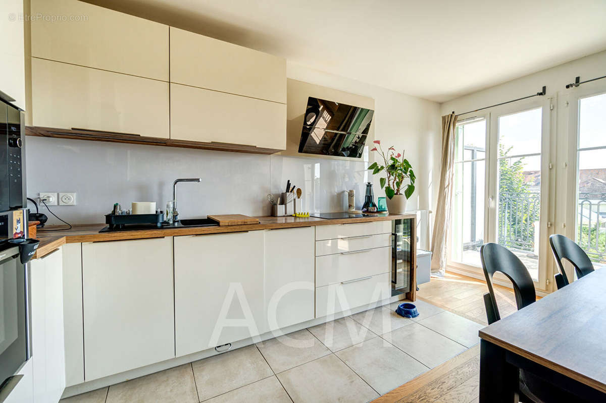 Appartement à MAISONS-LAFFITTE