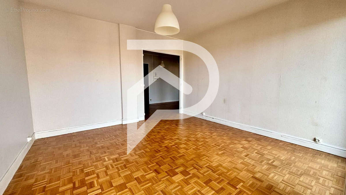 Appartement à JOINVILLE-LE-PONT