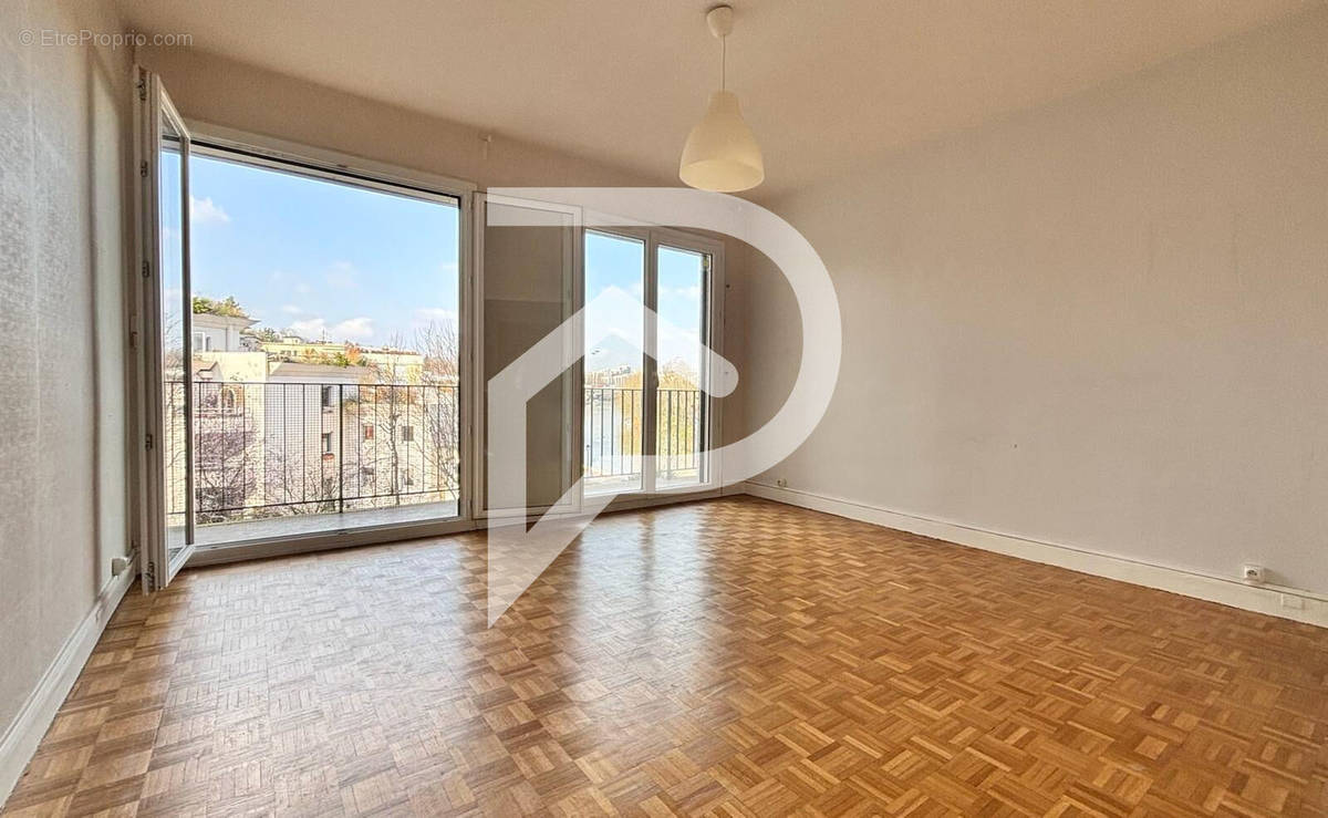 Appartement à JOINVILLE-LE-PONT