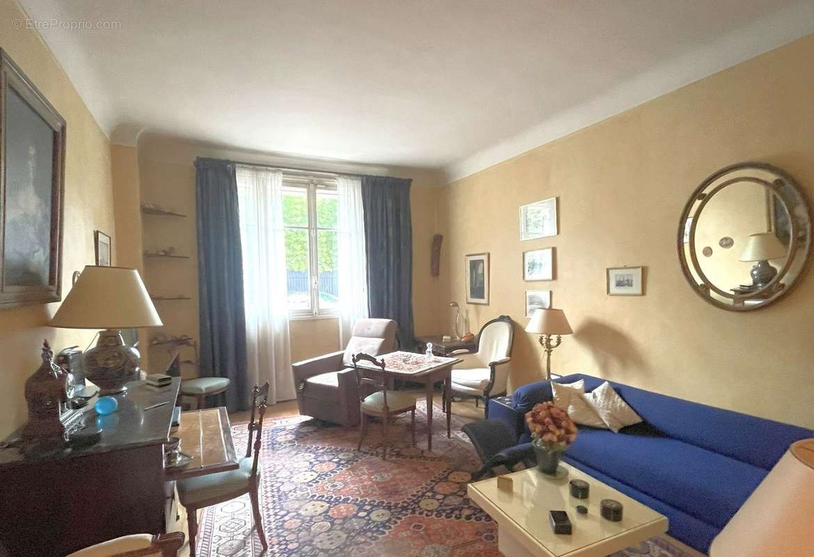 Appartement à BOULOGNE-BILLANCOURT