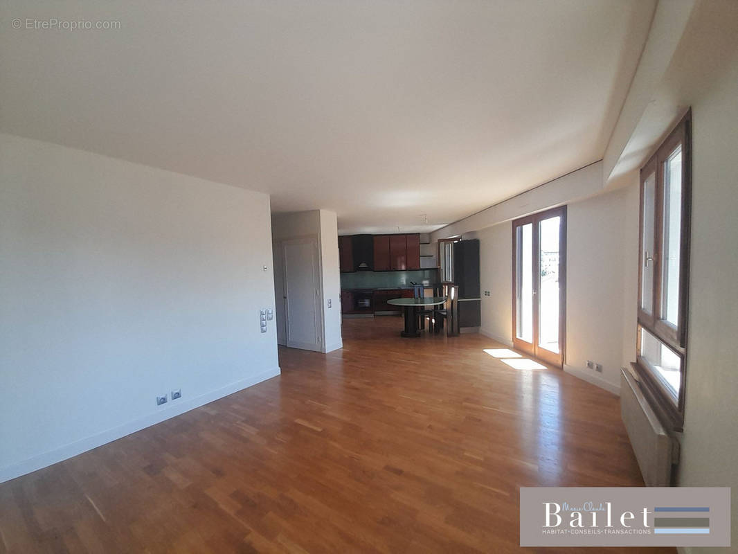 Appartement à THONON-LES-BAINS