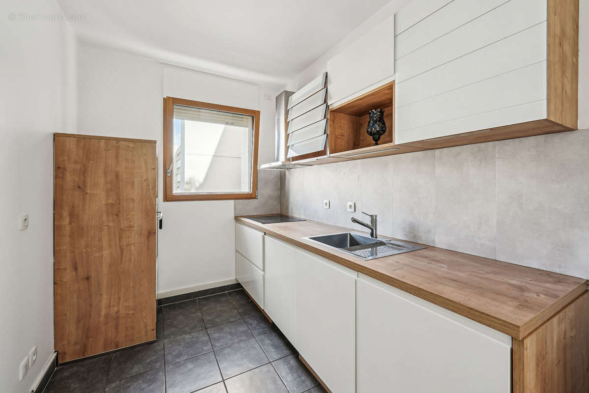 Appartement à LEVALLOIS-PERRET