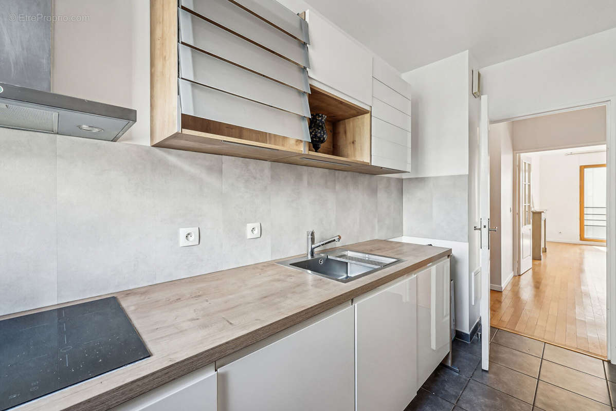 Appartement à LEVALLOIS-PERRET