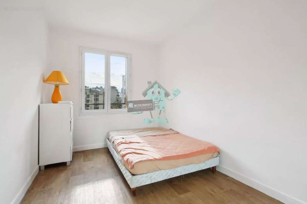 Appartement à LEVALLOIS-PERRET