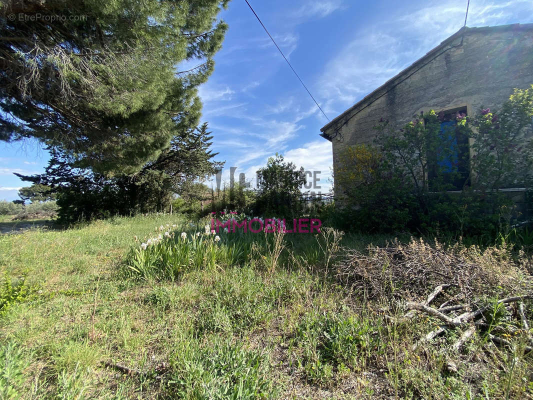 Maison à CAROMB