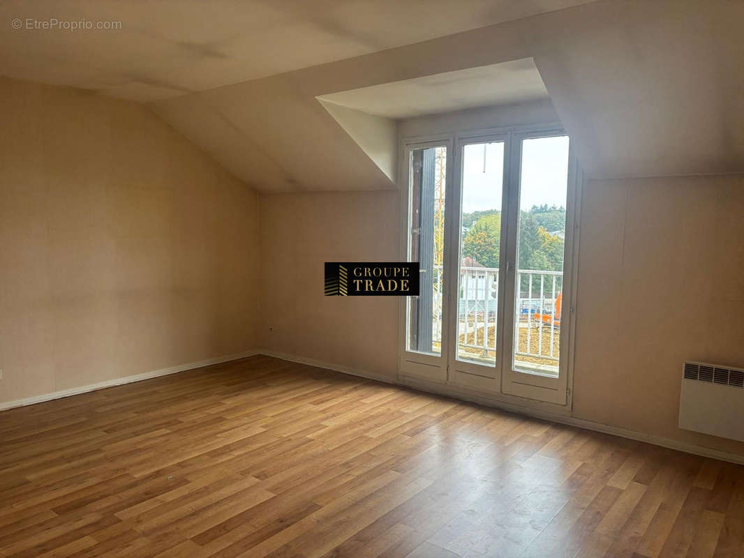 Appartement à LE PLESSIS-TREVISE