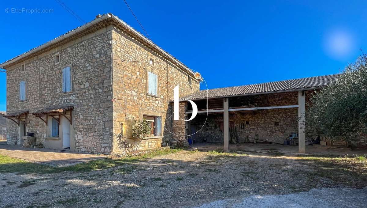 Maison à GOUDARGUES