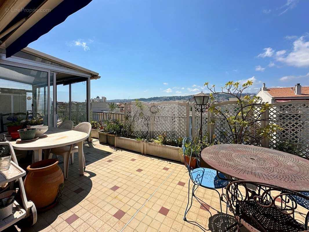 Appartement à NICE