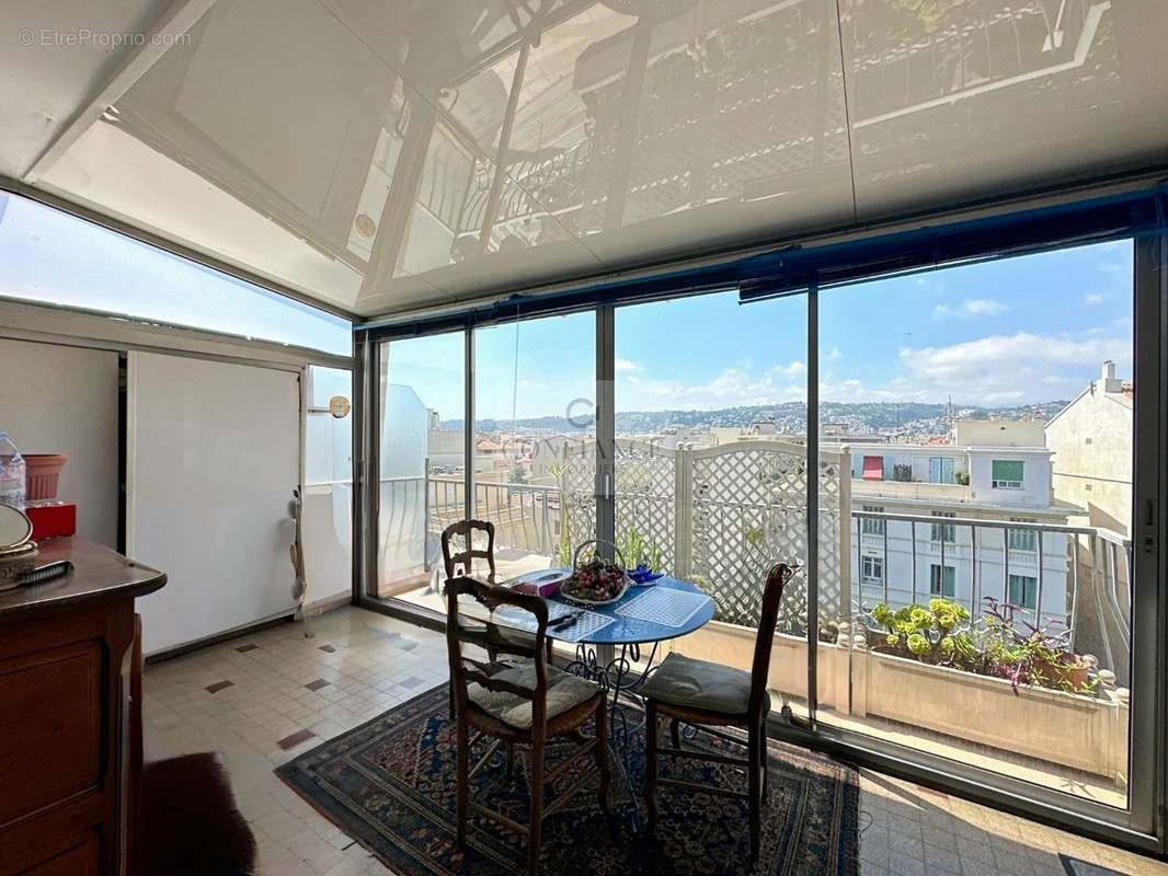 Appartement à NICE