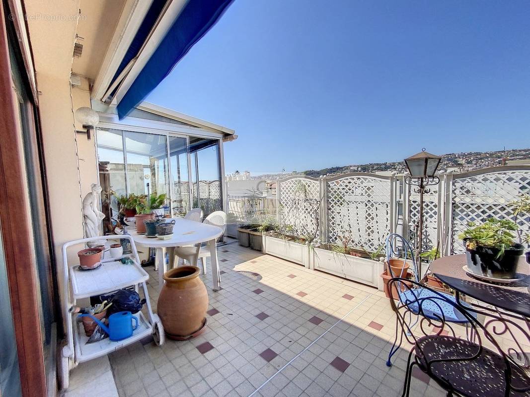 Appartement à NICE