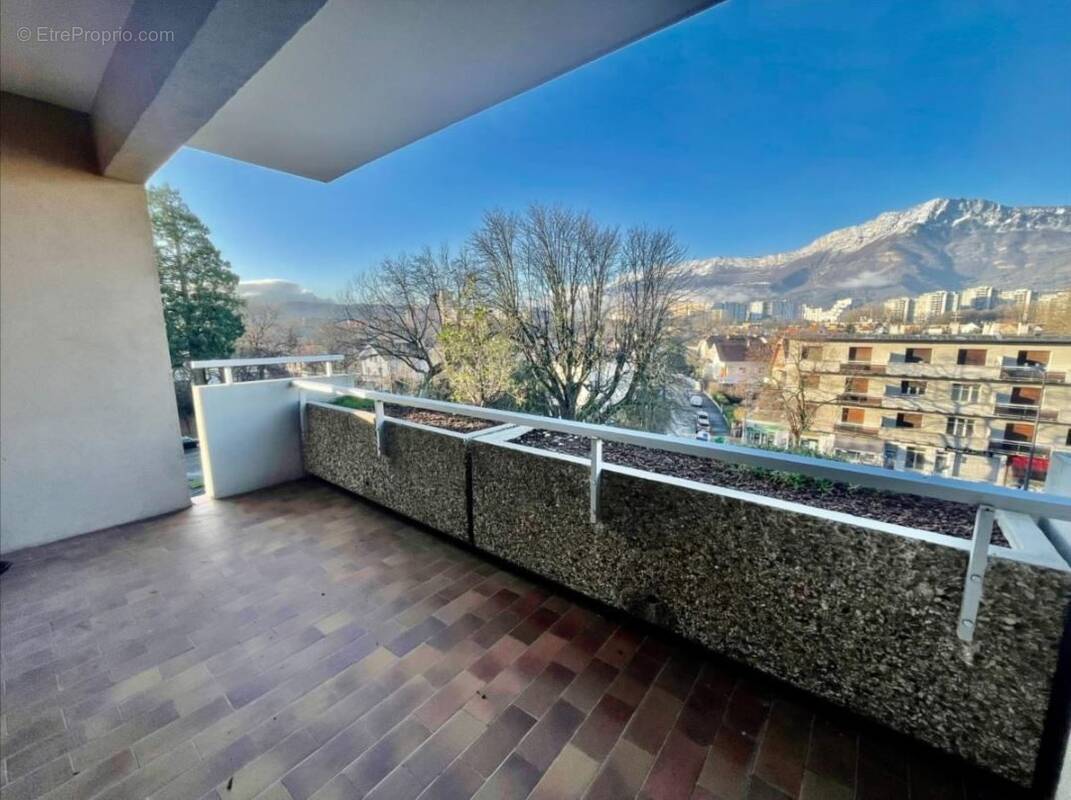 Appartement à GRENOBLE