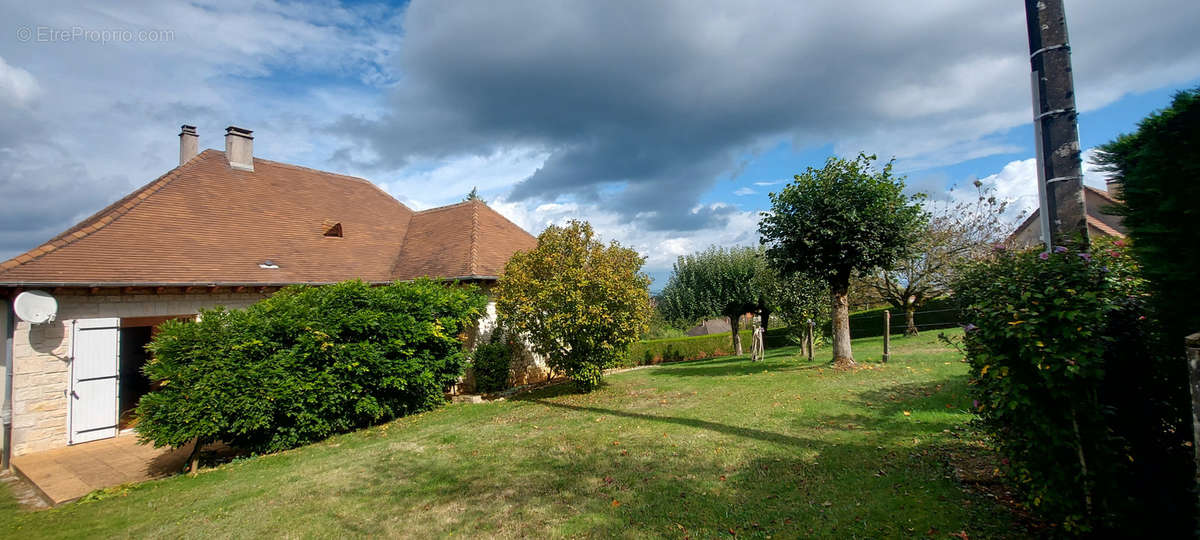 Maison à SAINT-ROBERT