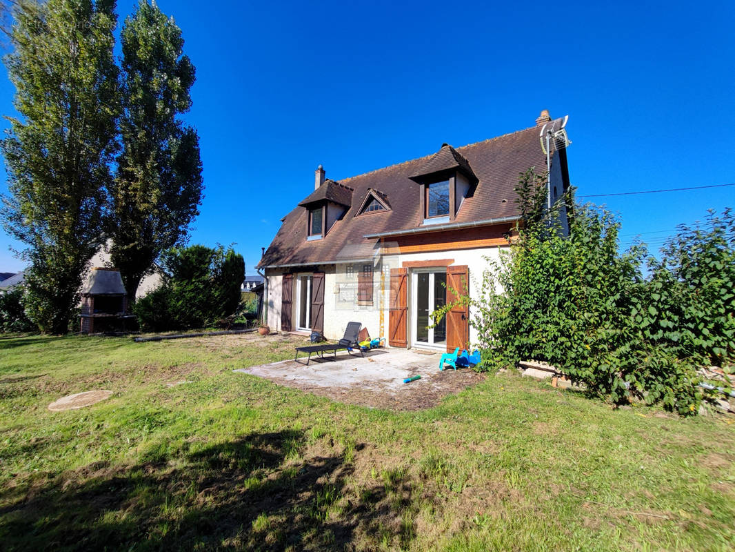 Maison à BEAUMONT-LE-ROGER