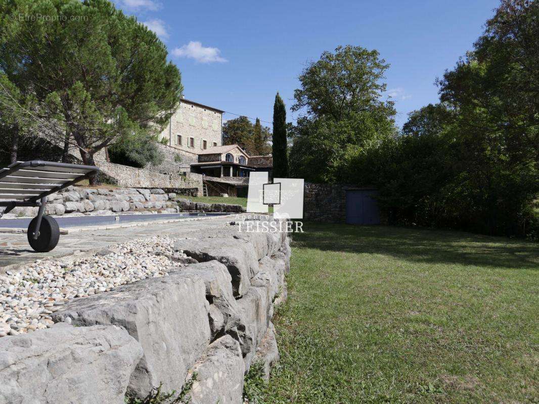 Maison à CHANDOLAS