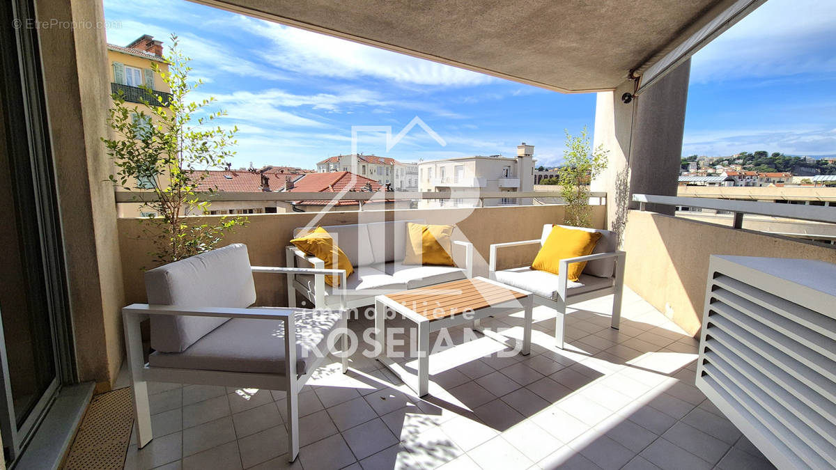 Appartement à NICE