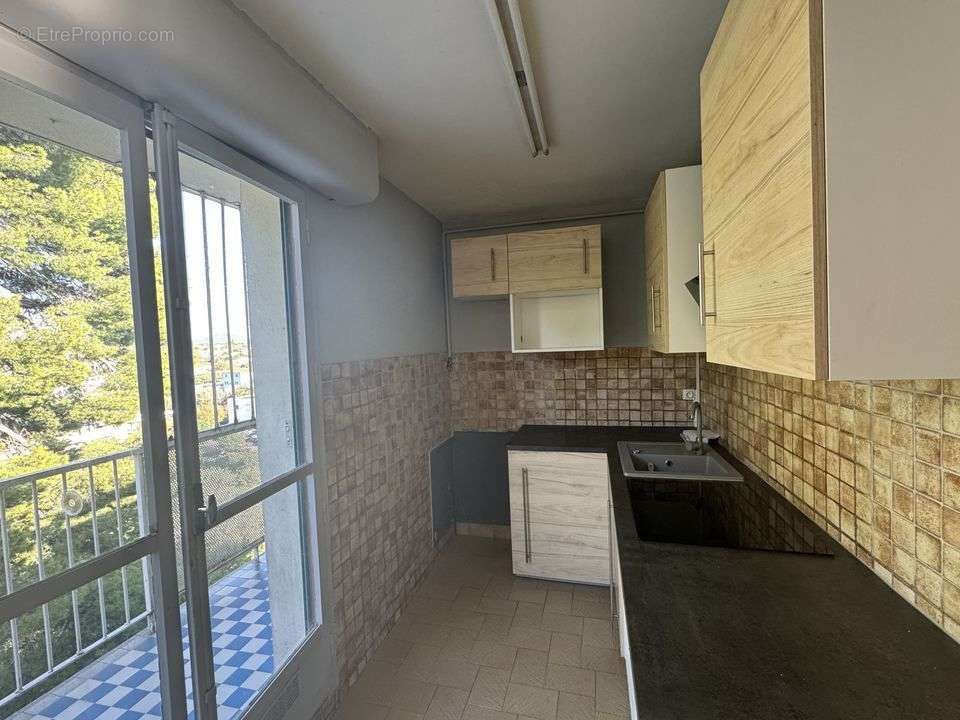 Appartement à MARSEILLE-13E