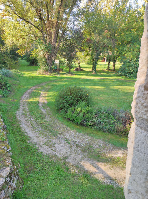 Maison à BAZAS