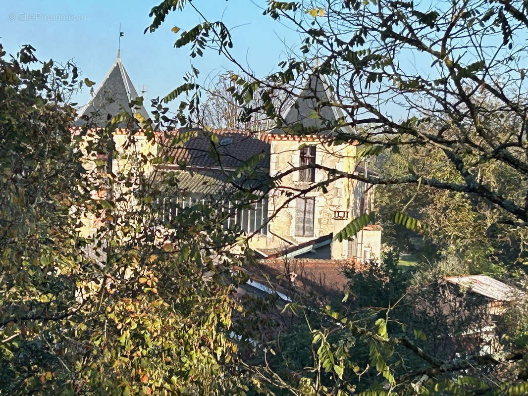 Maison à LAVARDAC