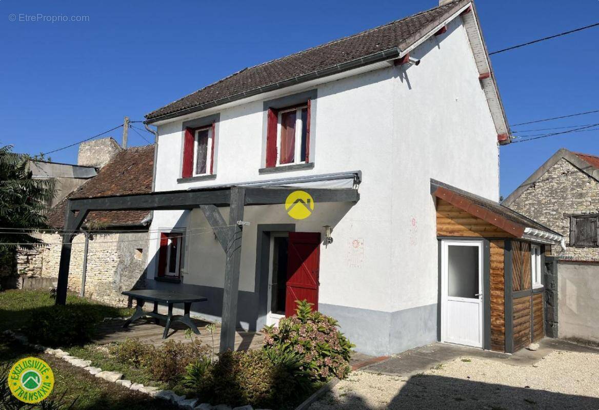 Maison à CHATEAUNEUF-SUR-CHER