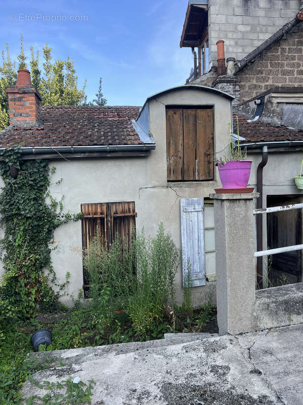 Appartement à MONTCEAU-LES-MINES