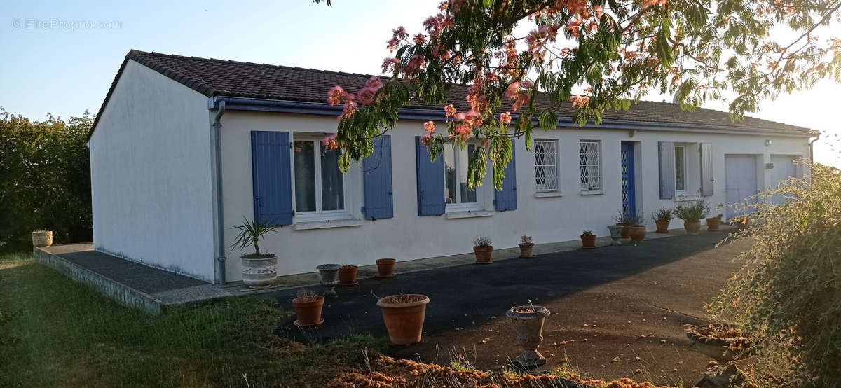 Maison à SAINT-CIERS-SUR-GIRONDE