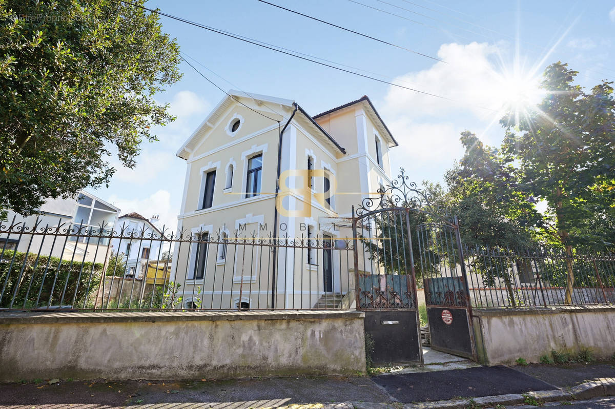 Maison à GAGNY