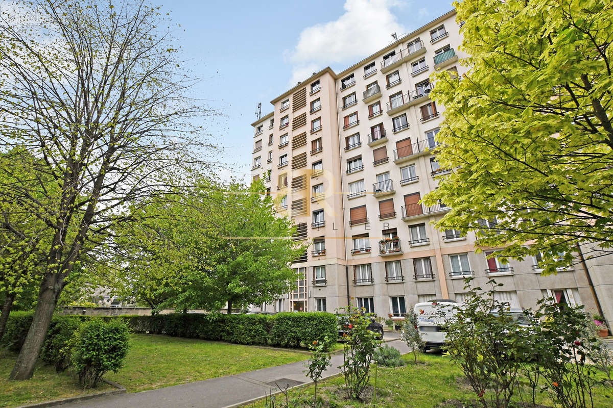 Appartement à AUBERVILLIERS