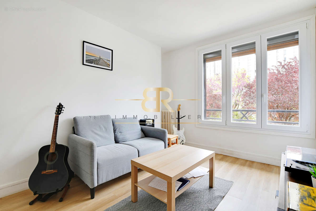 Appartement à AUBERVILLIERS