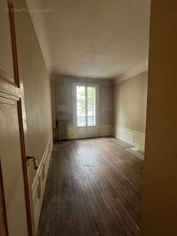 Appartement à PARIS-11E