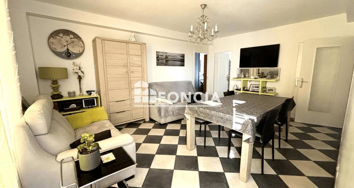 Appartement à SAINTE-FOY-LES-LYON