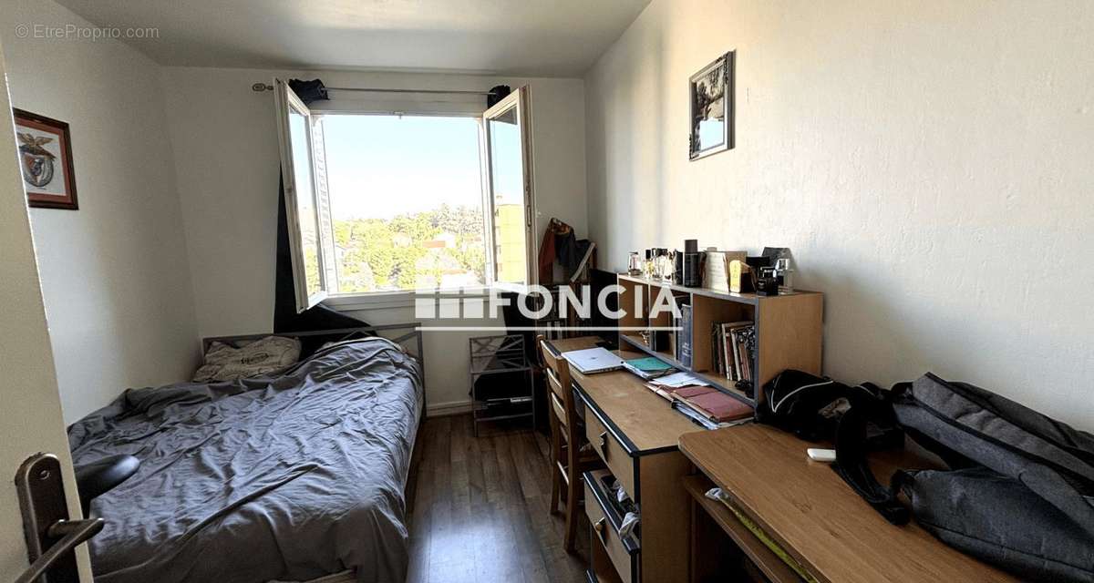 Appartement à SAINTE-FOY-LES-LYON