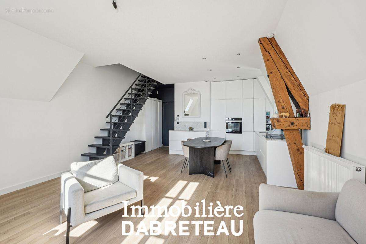 Appartement à SAINTE-FOY-LES-LYON