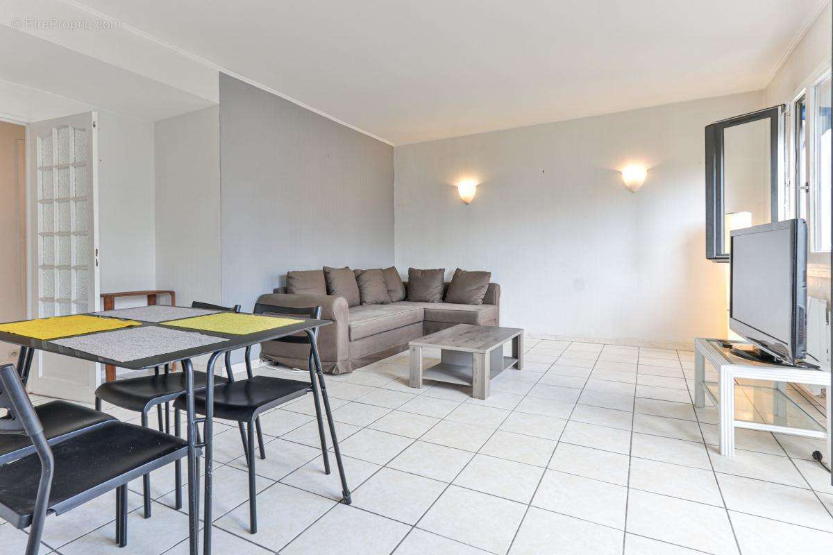 Appartement à LYON-5E