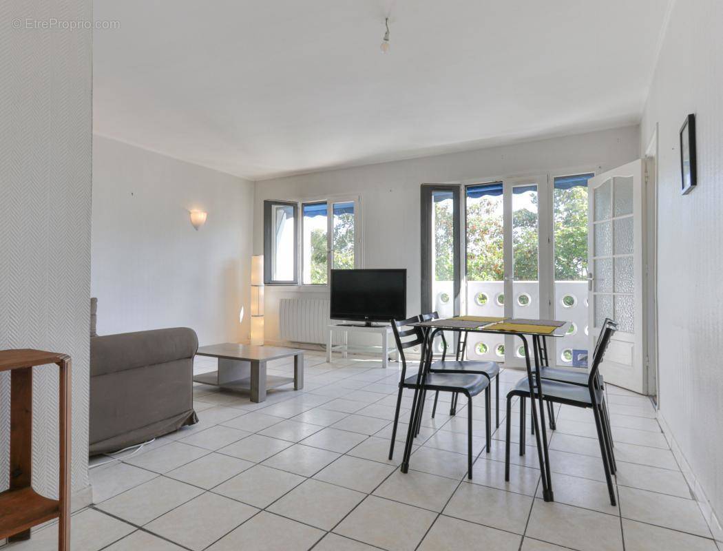 Appartement à LYON-5E