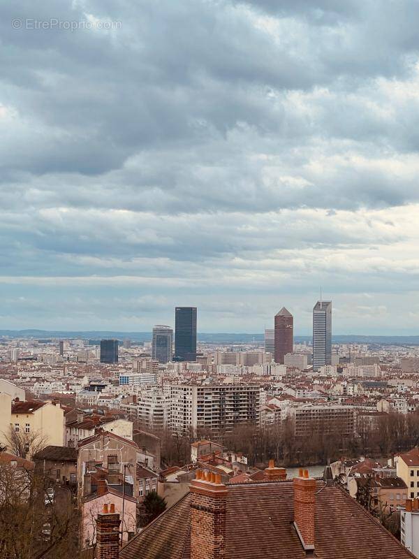 Appartement à CALUIRE-ET-CUIRE