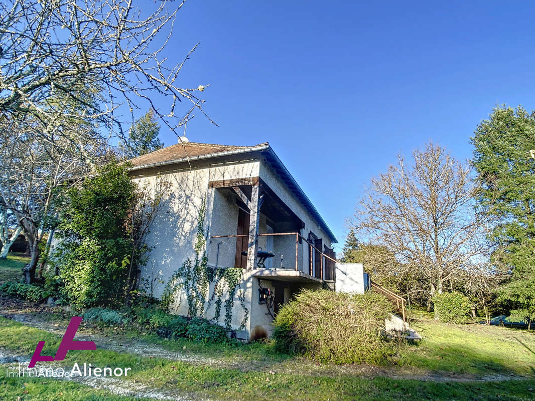 Maison à SAINT-JEAN-D&#039;ATAUX