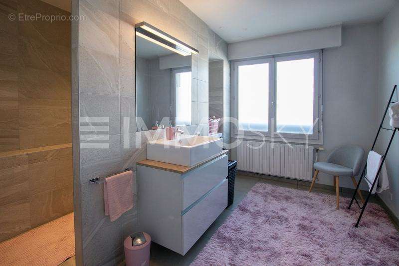 Appartement à ANNEMASSE